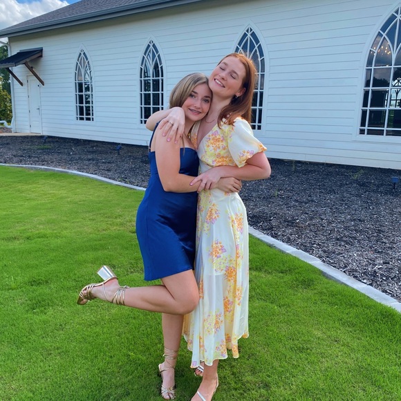 Meet your Posher, Cameron - Picture 1 of 1